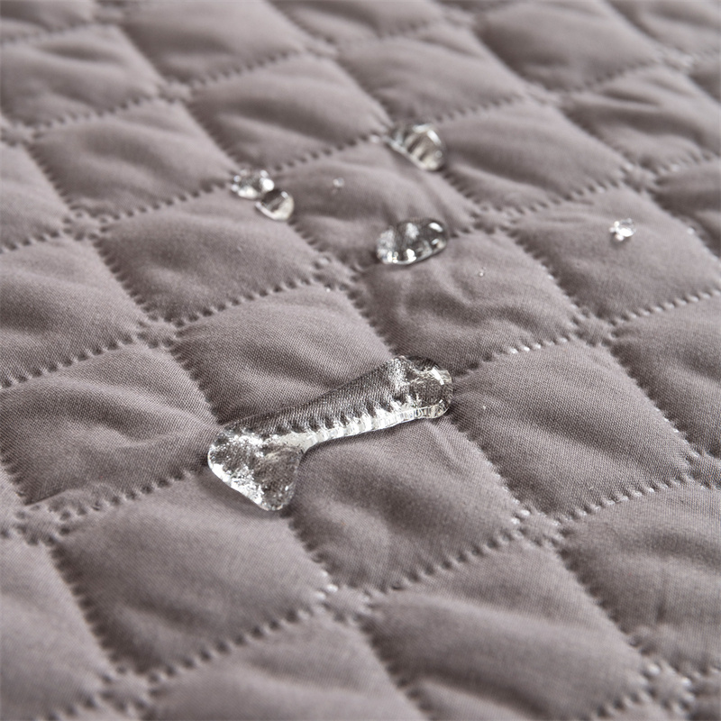 Wodoodporna narzuta na łóżko Z – Waterproof Mattress Protector Breathable recenzja i cena