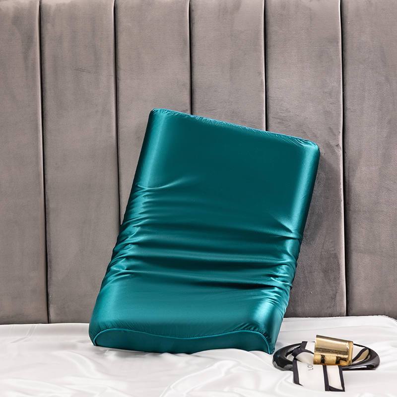 Satynowa poszewka na poduszkę  – Satin Silk Pillowcase Hair Skin recenzja i cena