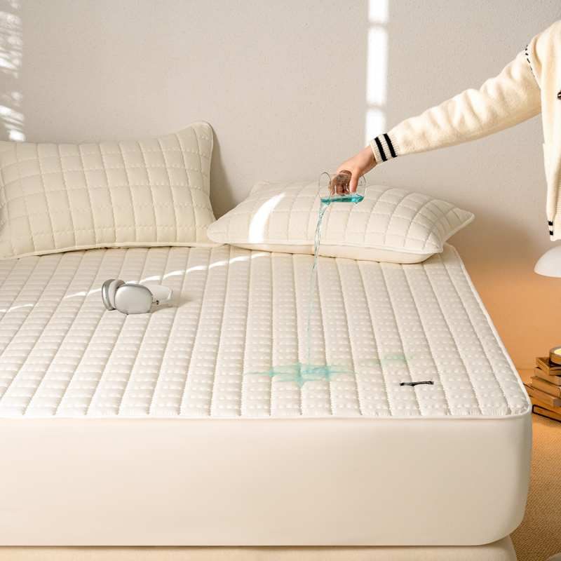 Wodoodporny, wysokiej jakości  – Waterproof Mattress Protector Breathable recenzja i cena